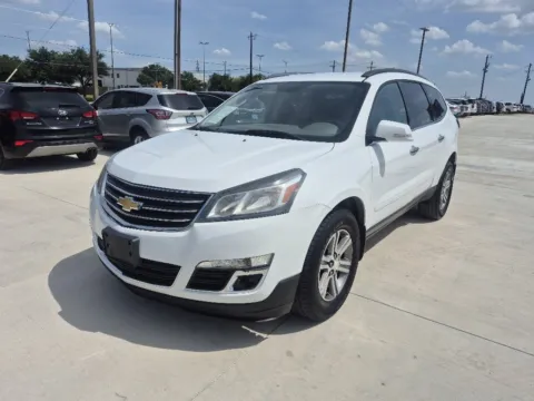 White 2016 CHEVROLET TRAVERSE 2LT for sale in Fort Worth, TX