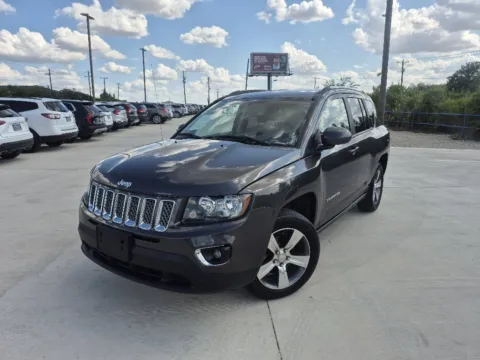 Gray 2017 JEEP COMPASS LATITUDE for sale in Fort Worth, TX