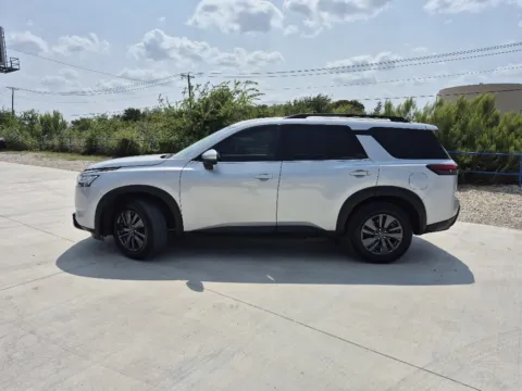 Photos of 2022 NISSAN PATHFINDER SV for sale in Fort Worth, TX at Callahan Motor Company