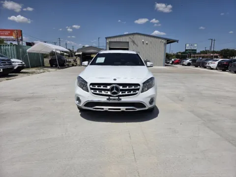Photos of 2019 MERCEDES-BENZ GLA 250 for sale in Fort Worth, TX at Callahan Motor Company