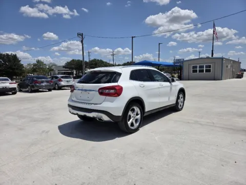 More photos of 2019 MERCEDES-BENZ GLA 250 at Callahan Motor Company, TX
