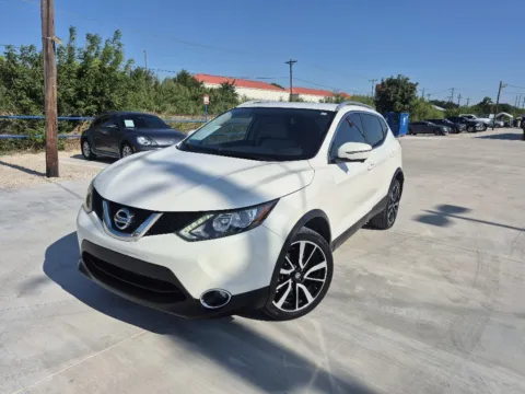White 2018 NISSAN ROGUE SPORT SL for sale in Fort Worth, TX