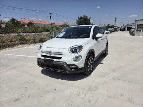 White 2018 FIAT 500X TREKKING for sale in Fort Worth, TX