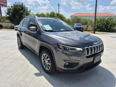 More photos of 2019 JEEP CHEROKEE LATITUDE PLUS at Callahan Motor Company, TX
