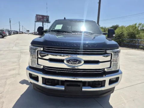 Another view of 2019 FORD F-350 SUPER DUT LARIAT for sale in Fort Worth, TX at Callahan Motor Company