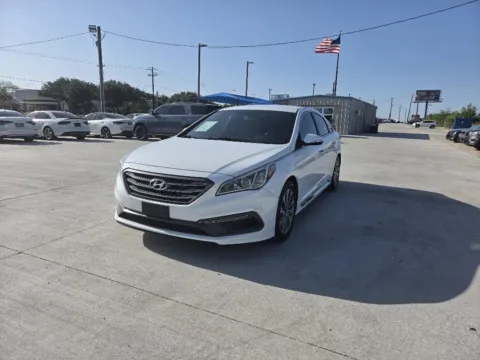 White 2016 HYUNDAI SONATA SPORT for sale in Fort Worth, TX