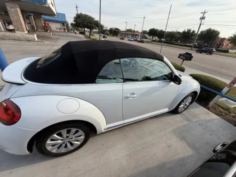More photos of 2018 VOLKSWAGEN BEETLE S CONVERTIBLE 2.0T at Callahan Motor Company, TX