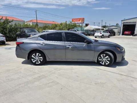 More photos of 2024 NISSAN ALTIMA 2.5 S at Callahan Motor Company, TX