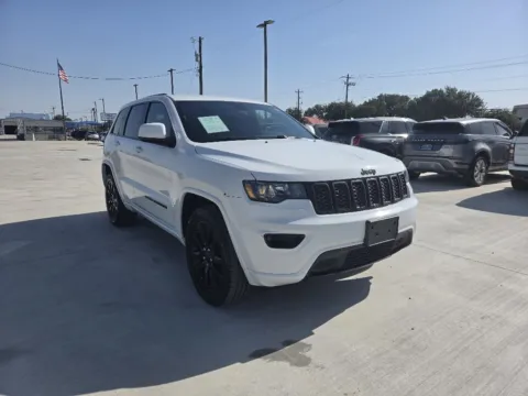 Another view of 2021 JEEP GRAND CHEROKEE LAREDO E for sale in Fort Worth, TX at Callahan Motor Company