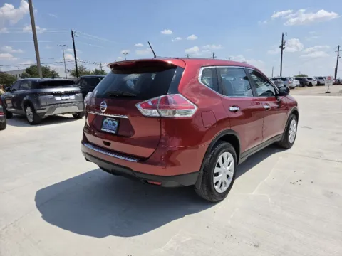 More photos of 2015 NISSAN ROGUE S at Callahan Motor Company, TX