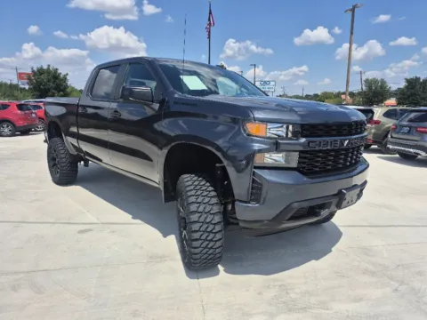 More photos of 2022 CHEVROLET SILVERADO 1500 CUSTOM at Callahan Motor Company, TX