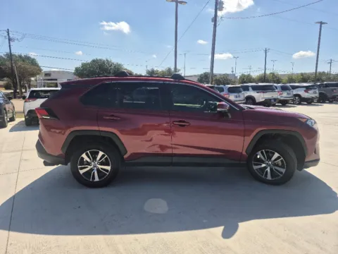 More photos of 2019 TOYOTA RAV4 XLE at Callahan Motor Company, TX