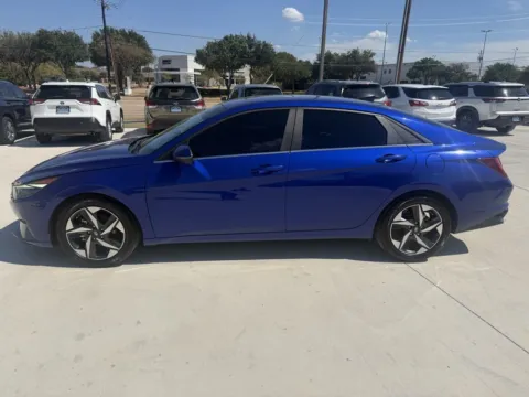 Photos of 2023 HYUNDAI ELANTRA LIMITED for sale in Fort Worth, TX at Callahan Motor Company