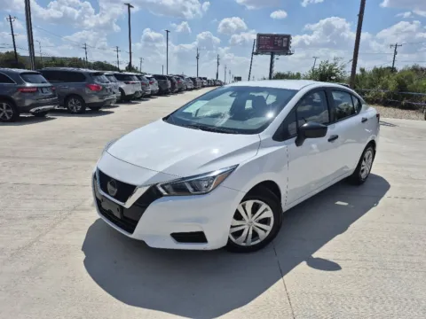 White 2020 NISSAN VERSA S for sale in Fort Worth, TX