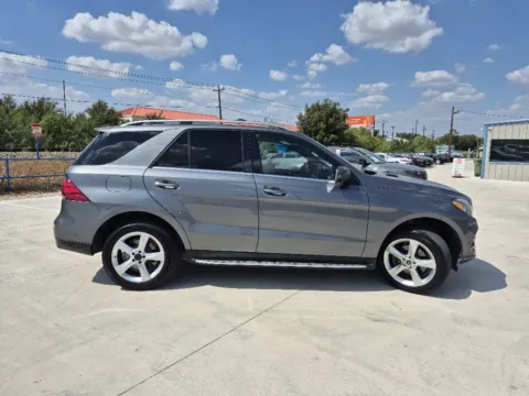 More photos of 2017 MERCEDES-BENZ GLE 350 4MATIC at Callahan Motor Company, TX