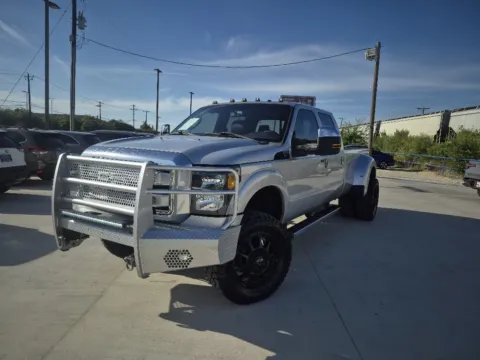 Silver 2015 FORD F-350 SUPER DUT PLATINUM for sale in Fort Worth, TX