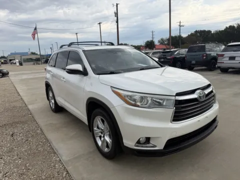 Photos of 2016 TOYOTA HIGHLANDER LIMITED for sale in Fort Worth, TX at Callahan Motor Company