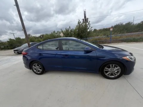 More photos of 2017 HYUNDAI ELANTRA SE at Callahan Motor Company, TX