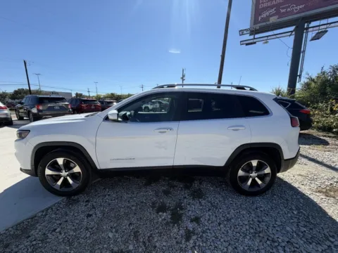 Photos of 2019 JEEP CHEROKEE LIMITED for sale in Fort Worth, TX at Callahan Motor Company