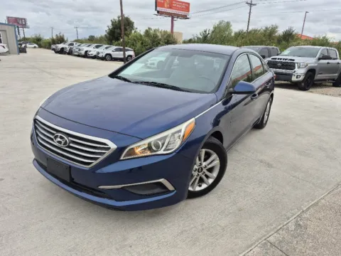 Blue 2016 HYUNDAI SONATA BASE for sale in Fort Worth, TX