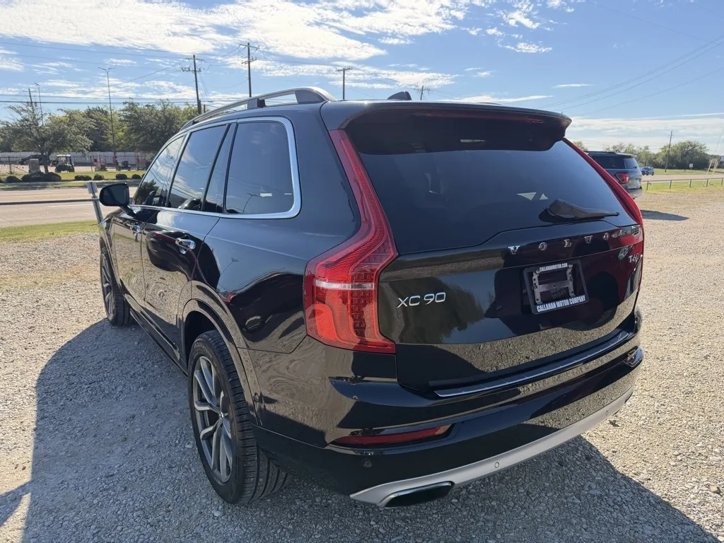 2017 VOLVO XC90 T6 MOMENTUM thumbnail 6