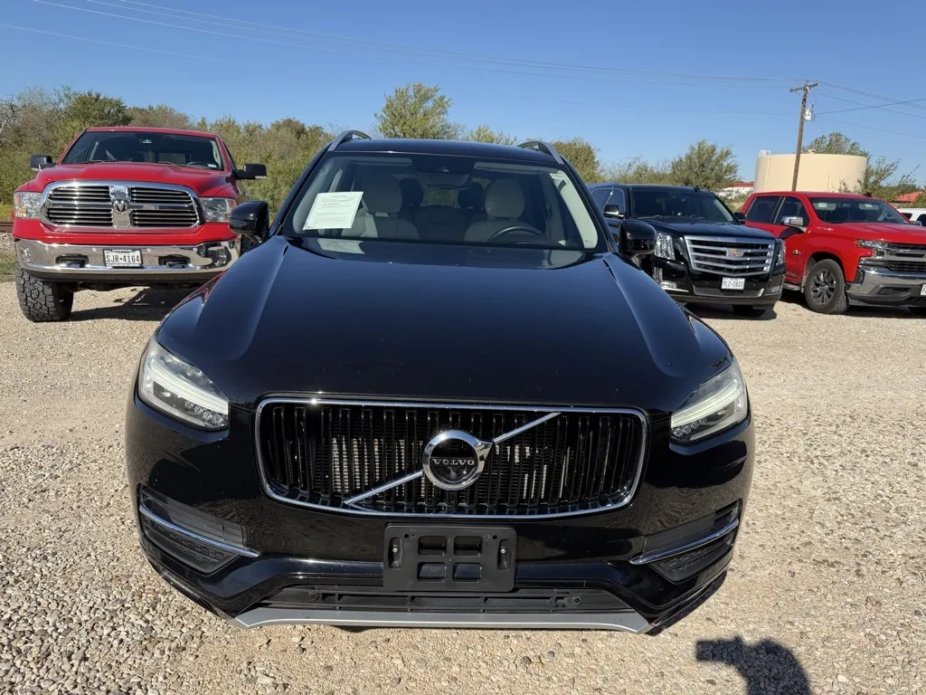 2017 VOLVO XC90 T6 MOMENTUM thumbnail 5