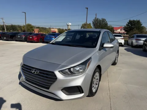 Silver 2020 HYUNDAI ACCENT SE for sale in Fort Worth, TX