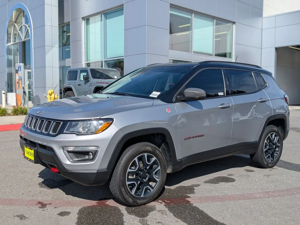 Silver 2019 Jeep Compass Trailhawk for sale in Chula Vista, CA