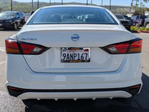 More photos of 2022 Nissan Altima 2.5 S at Mossy Chrysler Dodge Jeep Ram, CA
