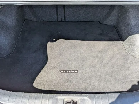 More photos of 2022 Nissan Altima 2.5 S at Mossy Chrysler Dodge Jeep Ram, CA