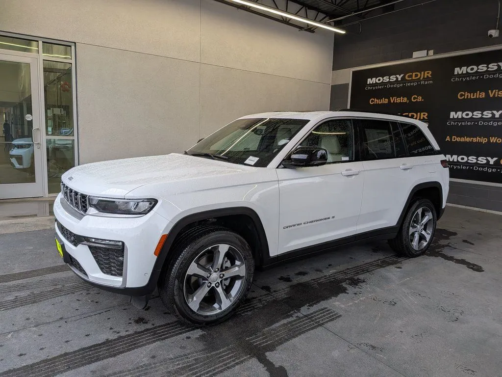 White 2026 Jeep Grand Cherokee Limited for sale in Chula Vista, CA