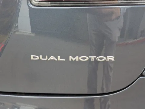 More photos of 2020 Tesla Model S Long Range at Mossy Chrysler Dodge Jeep Ram, CA