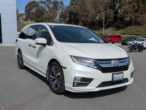 More photos of 2019 Honda Odyssey Elite at Mossy Chrysler Dodge Jeep Ram, CA