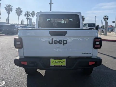 More photos of 2026 Jeep Gladiator Sahara at Mossy Chrysler Dodge Jeep Ram, CA
