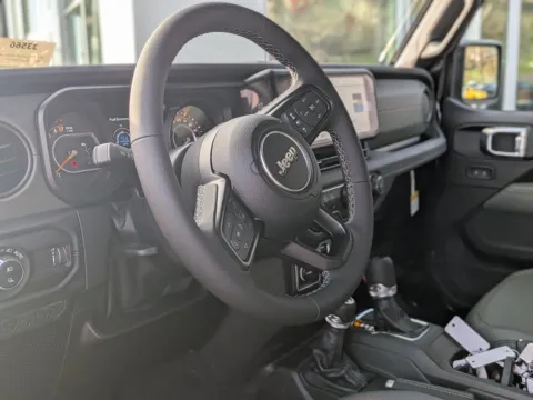 More photos of 2026 Jeep Gladiator Mojave at Mossy Chrysler Dodge Jeep Ram, CA