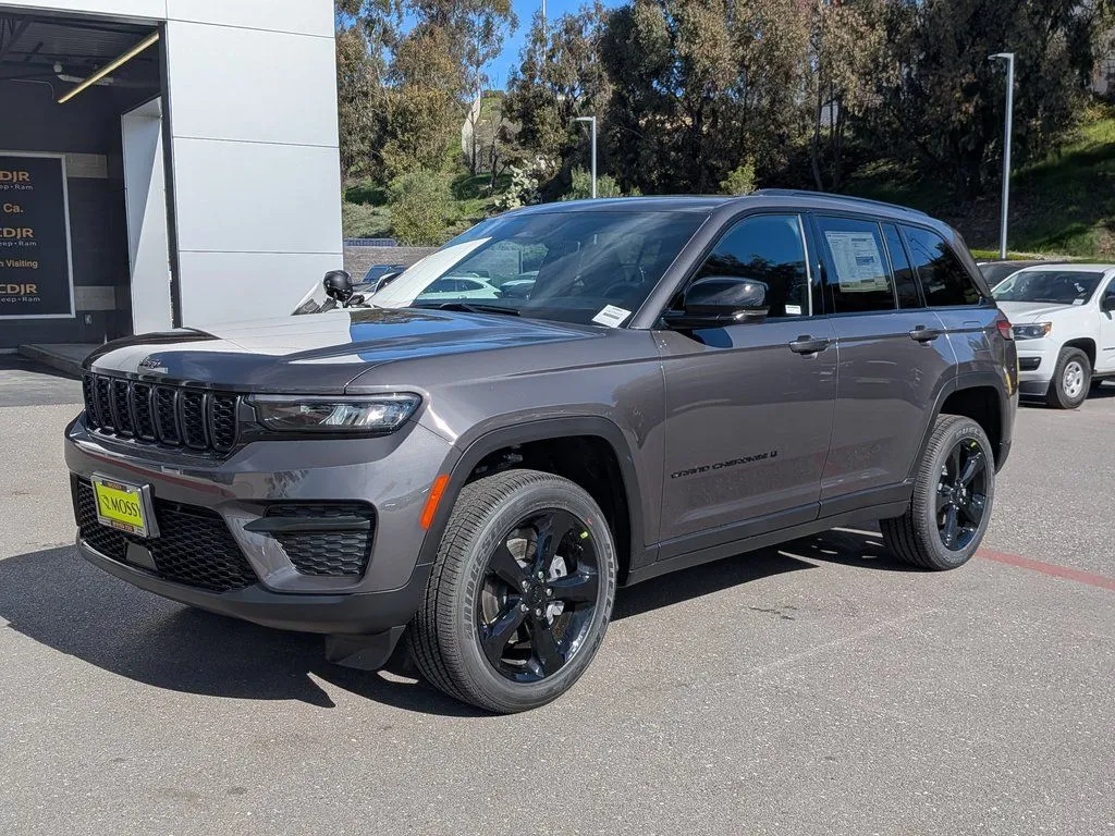 Gray 2025 Jeep Grand Cherokee Altitude X for sale in Chula Vista, CA