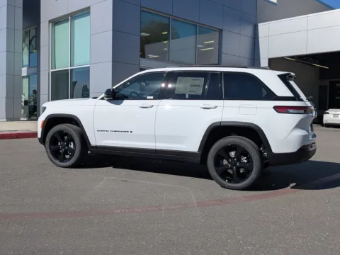 More photos of 2025 Jeep Grand Cherokee Altitude X at Mossy Chrysler Dodge Jeep Ram, CA