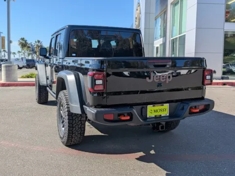 More photos of 2026 Jeep Gladiator Mojave at Mossy Chrysler Dodge Jeep Ram, CA