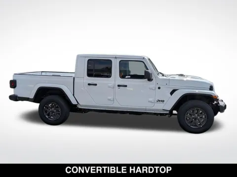 More photos of 2026 Jeep Gladiator Sport S at Mossy Chrysler Dodge Jeep Ram, CA