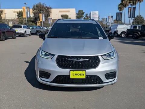 Another view of 2026 Chrysler Pacifica Limited for sale in Chula Vista, CA at Mossy Chrysler Dodge Jeep Ram
