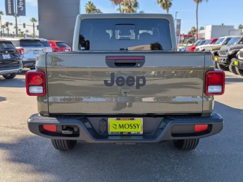More photos of 2026 Jeep Gladiator Sport S at Mossy Chrysler Dodge Jeep Ram, CA