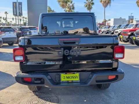More photos of 2026 Jeep Gladiator Sport S at Mossy Chrysler Dodge Jeep Ram, CA