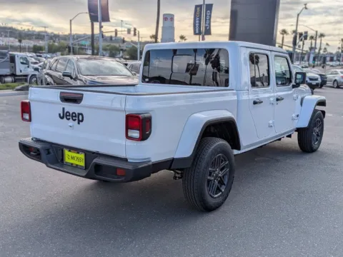 More photos of 2026 Jeep Gladiator Sport S at Mossy Chrysler Dodge Jeep Ram, CA