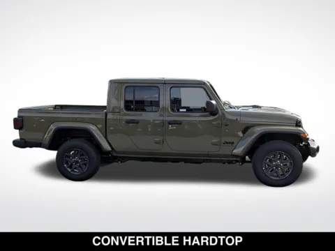 More photos of 2026 Jeep Gladiator Sport S at Mossy Chrysler Dodge Jeep Ram, CA