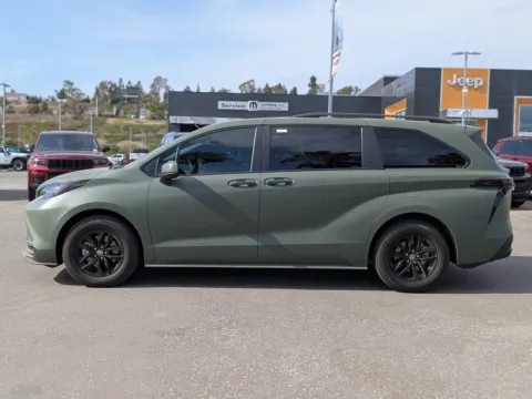 White 2023 Toyota Sienna XLE for sale in Chula Vista, CA