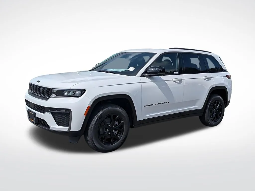 White 2026 Jeep Grand Cherokee Altitude for sale in Chula Vista, CA