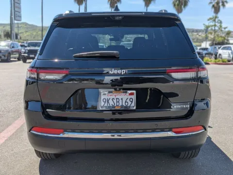 More photos of 2024 Jeep Grand Cherokee Limited at Mossy Chrysler Dodge Jeep Ram, CA