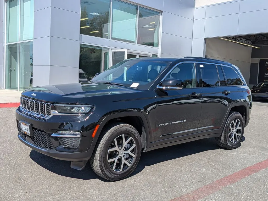 Black 2024 Jeep Grand Cherokee Limited for sale in Chula Vista, CA