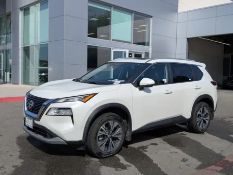 White 2022 Nissan Rogue SV for sale in Chula Vista, CA