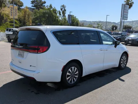 More photos of 2024 Chrysler Pacifica Hybrid Select at Mossy Chrysler Dodge Jeep Ram, CA